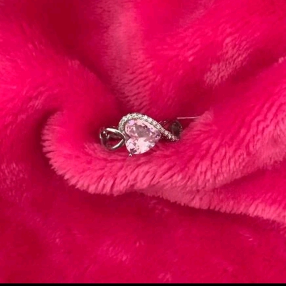Pink Heart Ring Fashion Jewelry. Women's Size 6 - Picture 8 of 13